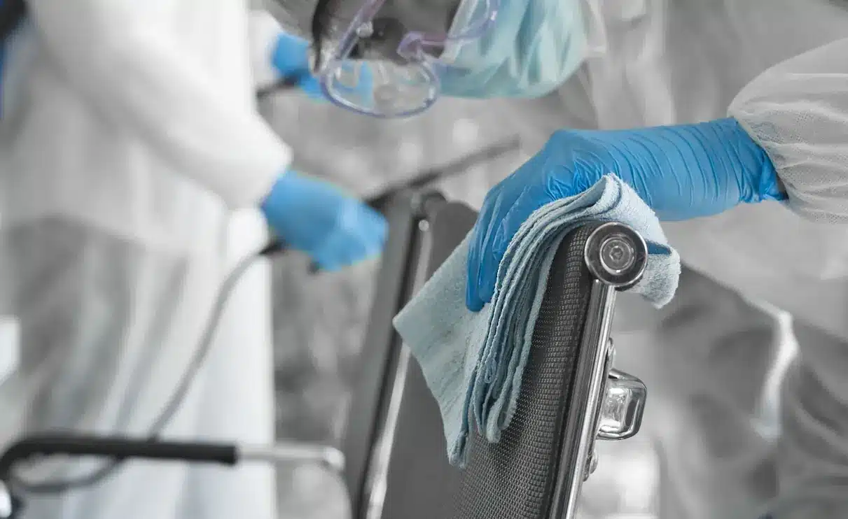 1951661236 Reinraumservice für Pharma, Labor und Mikroelektronik bei clean24